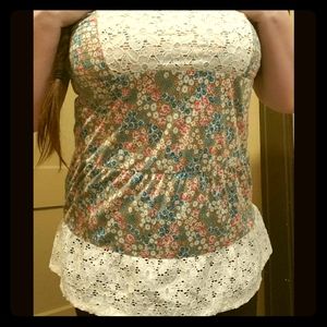 Floral lace tube top